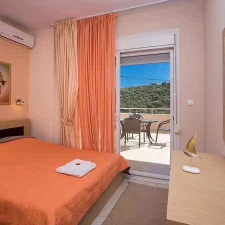 Al Mare Skala Marion